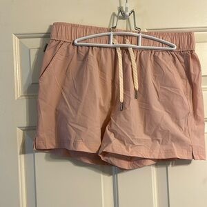 Avalanche Women’s hiking shorts size medium